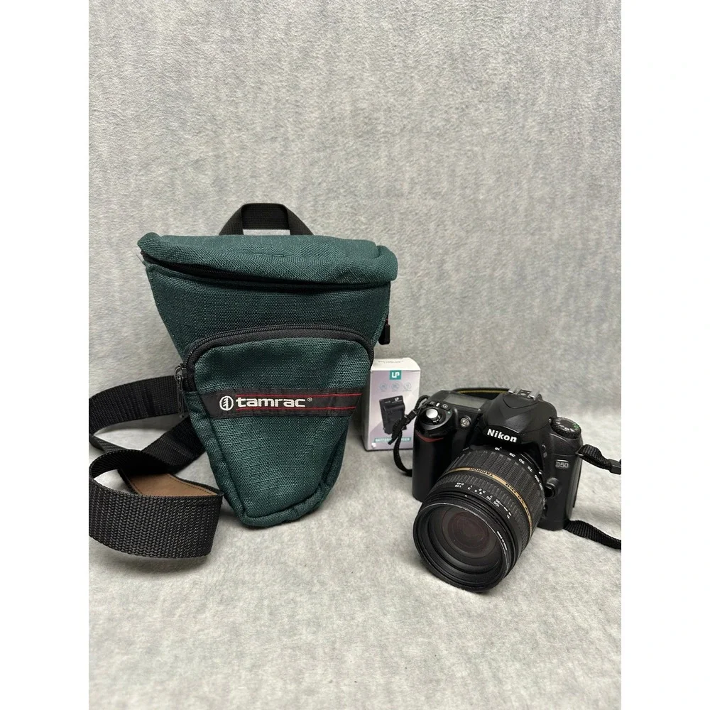 Nikon D50 DSLR Camera Kit Tamron 18-200mm XR Di II Lens Tamrac Bag Kit‎